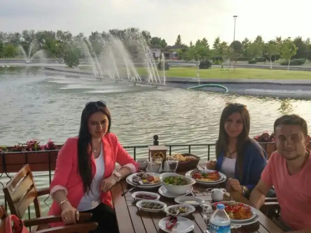 Coşkun Izgara Parkada'nin yemek ve ambiyans fotoğrafları 7
