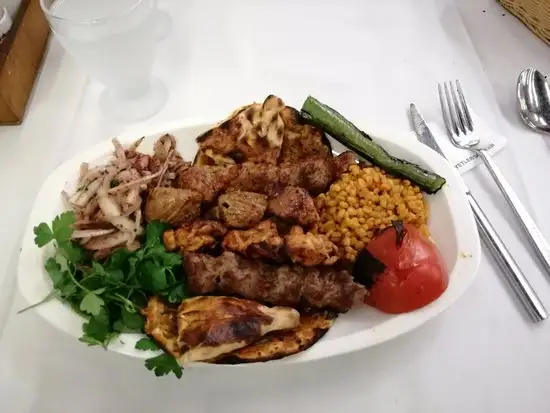 Hatay Medeniyetler Sofrası'nin yemek ve ambiyans fotoğrafları 14