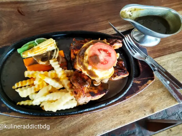 Gambar Makanan Warung Steak Pasadena 6