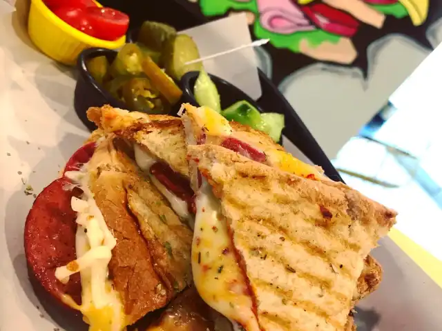 Cheddar’s Tost & Waffle Cafe'nin yemek ve ambiyans fotoğrafları 10