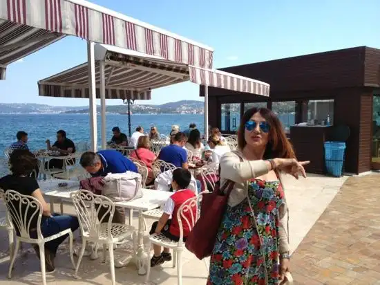 Beykoz Sahil Sosyal Tesisi'nin yemek ve ambiyans fotoğrafları 6