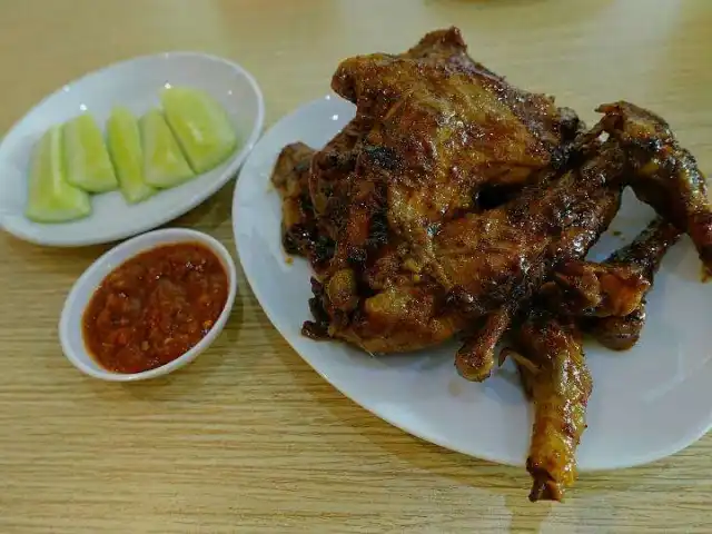 Gambar Makanan Ayam Kremes Kluruk 7