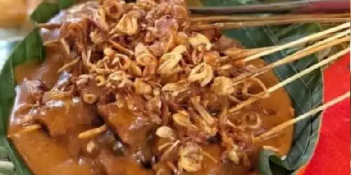 Sate Padang Takana Juo, PIK