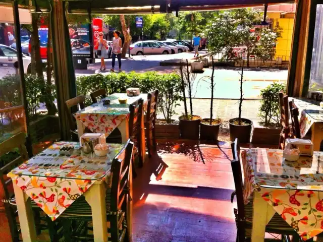 Cafe Holland'nin yemek ve ambiyans fotoğrafları 4