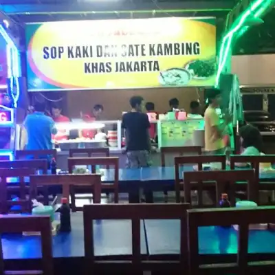Sop Kaki dan Sate Kambing Khas Jakarta