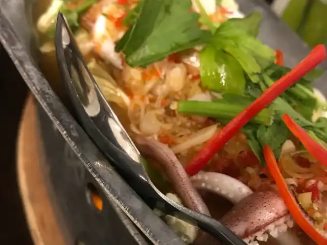 Roy Thai Food Photo 1