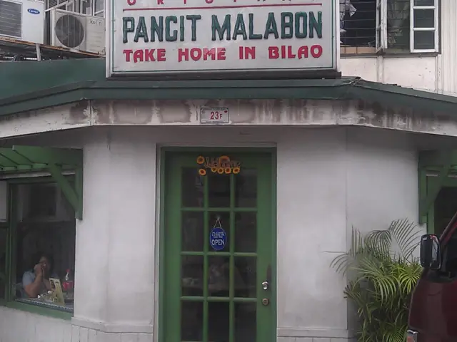Lola Idang's Pancit Malabon Food Photo 2