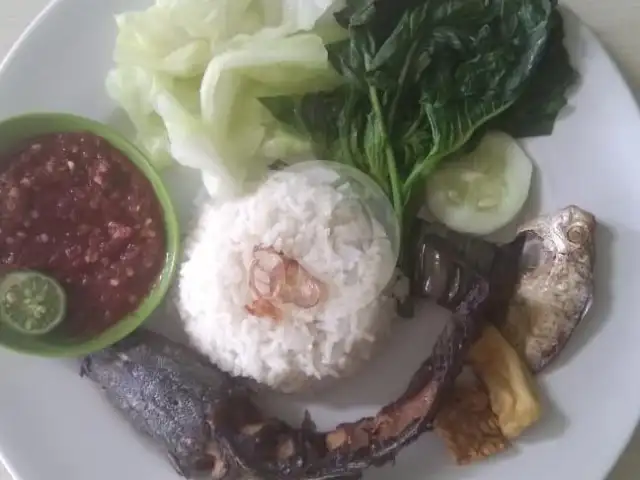 Gambar Makanan Nasi Tempong Bu Bella, Pemogan 8