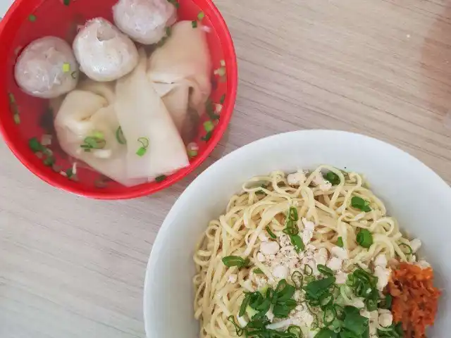 Gambar Makanan Bakmi Apin 17