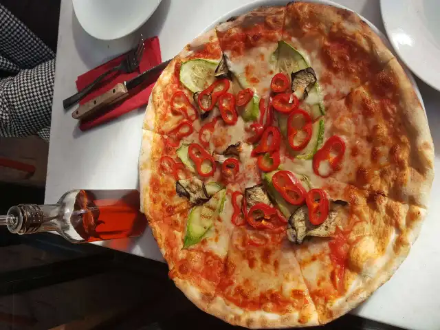 Pizzeria Il Pellicano'nin yemek ve ambiyans fotoğrafları 59