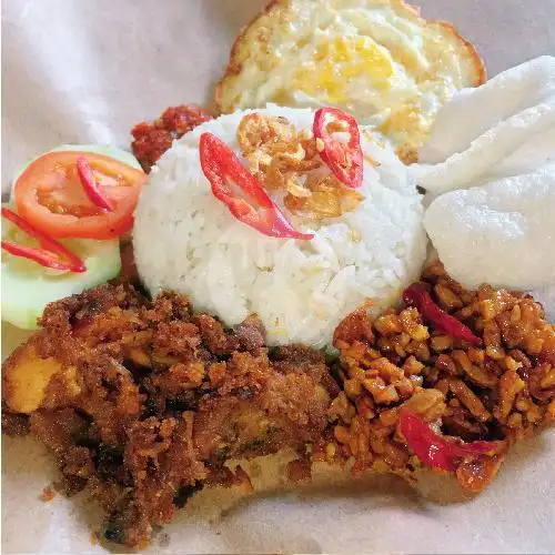 Gambar Makanan Nasi Uduk Uti, Ledoksari 5