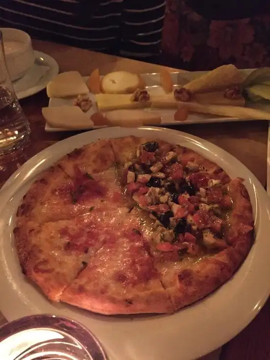 Vagabondo's Ristorante & Pizzeria'nin yemek ve ambiyans fotoğrafları 7