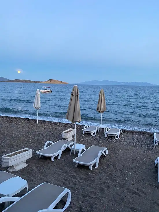 Rokka Beach Restaurant'nin yemek ve ambiyans fotoğrafları 54