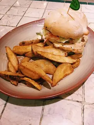 Nando&apos;s Food Photo 2