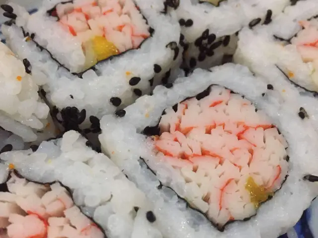 Kanzen Sushi Roll Food Photo 17