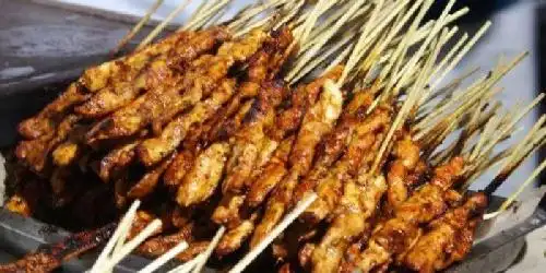 Sate Ayam Apjay H.Asmat Madam, Blok M Squre