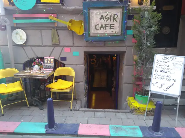Asır Cafe'nin yemek ve ambiyans fotoğrafları 1