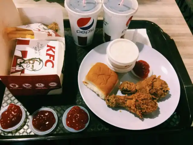 KFC & Pizza Hut (24-Hour) Food Photo 2