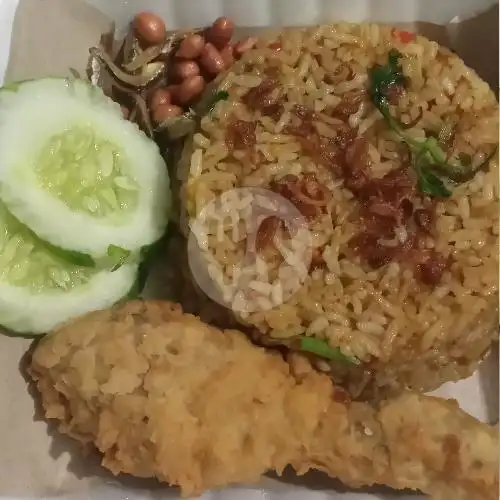 Gambar Makanan Ayam Geprek Warung Mak Kembar, Jalan Amal 18