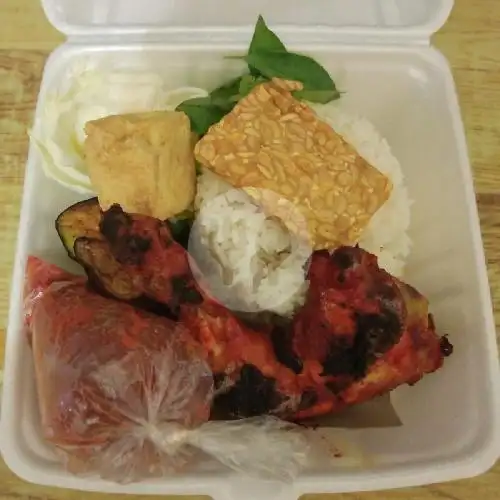 Gambar Makanan Nasi Goreng Seafood & Ayam Bakar Ibu Yani 13