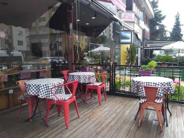 Pia Mantı Cafe