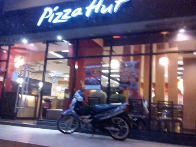 Pizza Hut Food Photo 15