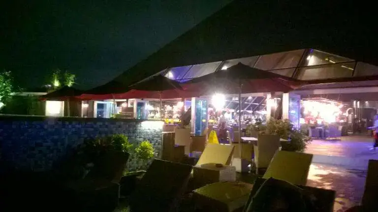 Gambar Makanan Kutabex Bar And Resto - Kutabex Beach Front Hotel 12