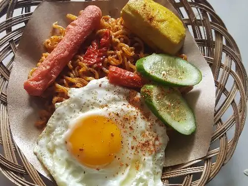 Mie Goreng Rawit By Ela, Antapani