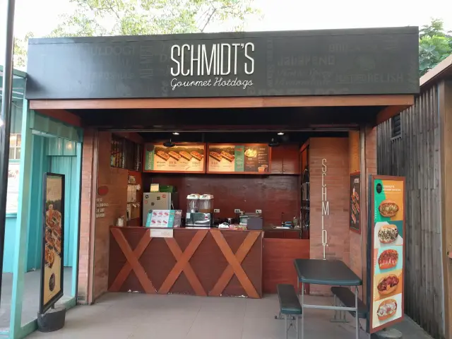 Schmidt's Gourmet Hotdogs Food Photo 2