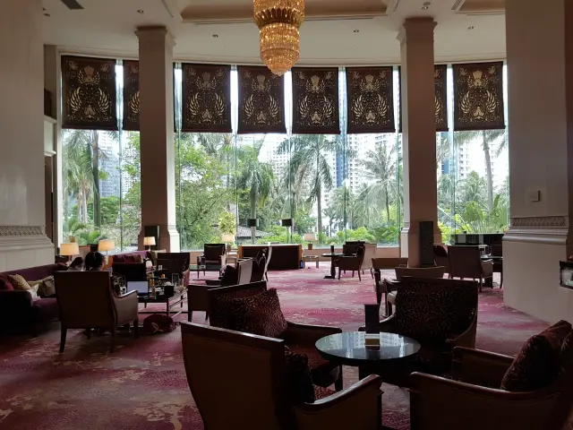 Gambar Makanan Lobby Lounge - Hotel Shangri-La Jakarta 10