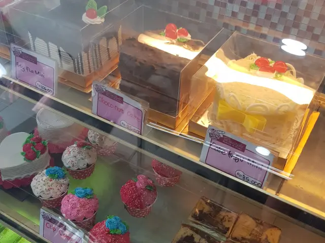 Gambar Makanan Bintaro Bakery & Cake 5