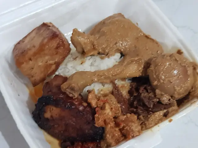 Gambar Makanan Gudeg Bu Tjitro 2