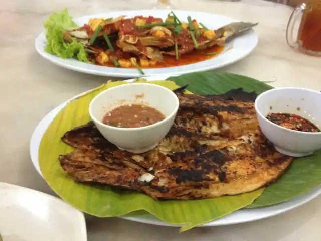Restoran Perantau Seafood & Western Food