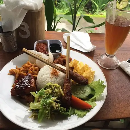 Gambar Makanan Warung Scooting Ubud 8