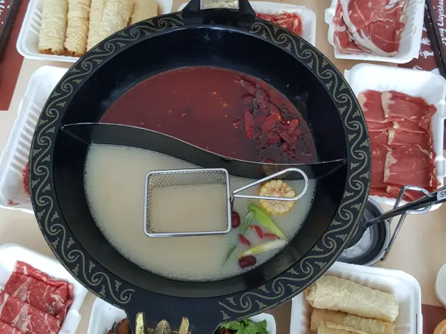 Gambar Makanan Chong Qing Hot Pot 13