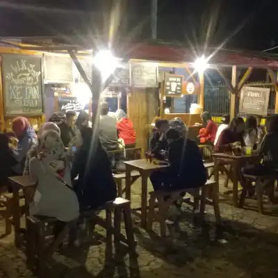 Warung Ketan Susu (WKS)