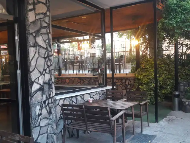 Esbab Gurme Cafe & Restaurant'nin yemek ve ambiyans fotoğrafları 3