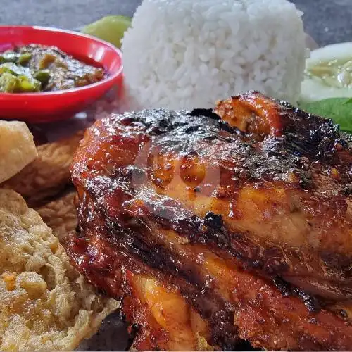 Gambar Makanan Warung Ayam Penyet Lombok Ijo 3, Jl Diponegoro No43 Palu Barat 17