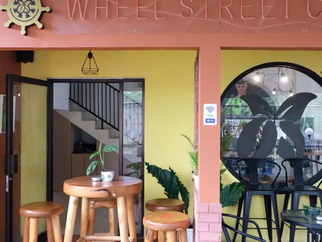 Gambar Makanan Wheel Street Coffee 4