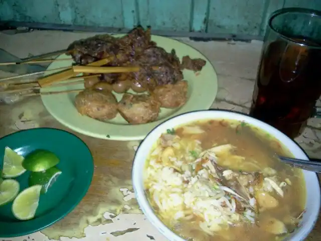 Gambar Makanan Soto Kudus Gudang Seng Kalimalang 5