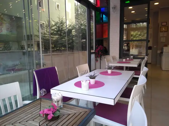 Patlıcan Cafe & Ev Yemekleri'nin yemek ve ambiyans fotoğrafları 3