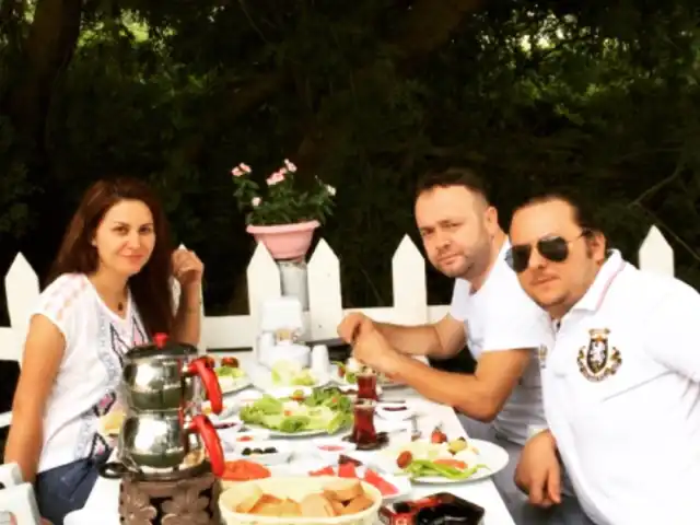 Gülbeyoğlu Restaurant'nin yemek ve ambiyans fotoğrafları 5