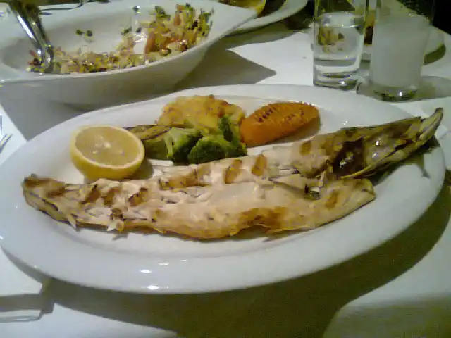 Marmara Fish Restaurant - Renaissance Polat İstanbul Hotel'nin yemek ve ambiyans fotoğrafları 27