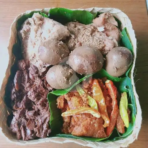 Gambar Makanan Gudeg Bu Joyo, Magelang 2