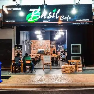 Basil Cafe Food Photo 2
