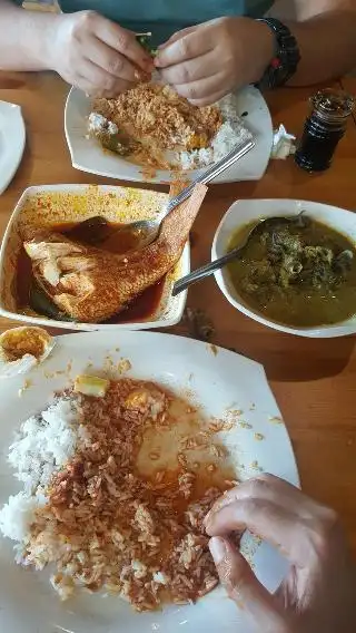 Asam Pedas Kota Melaka Food Photo 2
