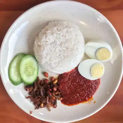 kasih zara nasi lemak tuyuk