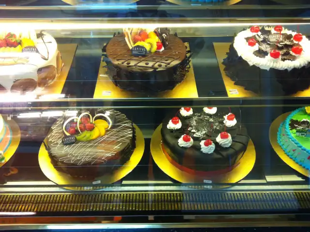 Gambar Makanan Capital Bakery & Cake 19