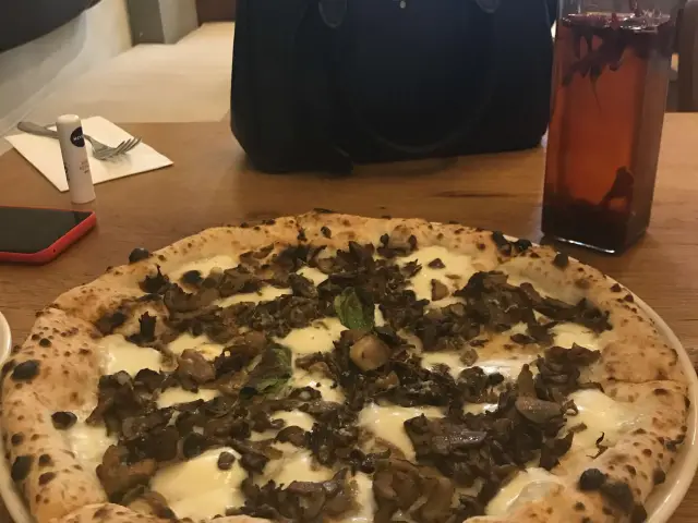 Pizza Napolist'nin yemek ve ambiyans fotoğrafları 18