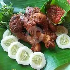 Gambar Makanan ayam penyet ibu aisah 7